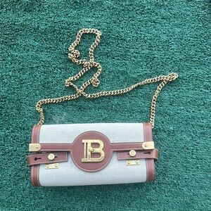 Elegant Beige and Brown Chain Shoulder Bag